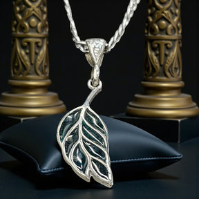 Masonic Pendant Enameled Acacia Leaf in Silver 3 cm Art 1338 - Bricks Masons