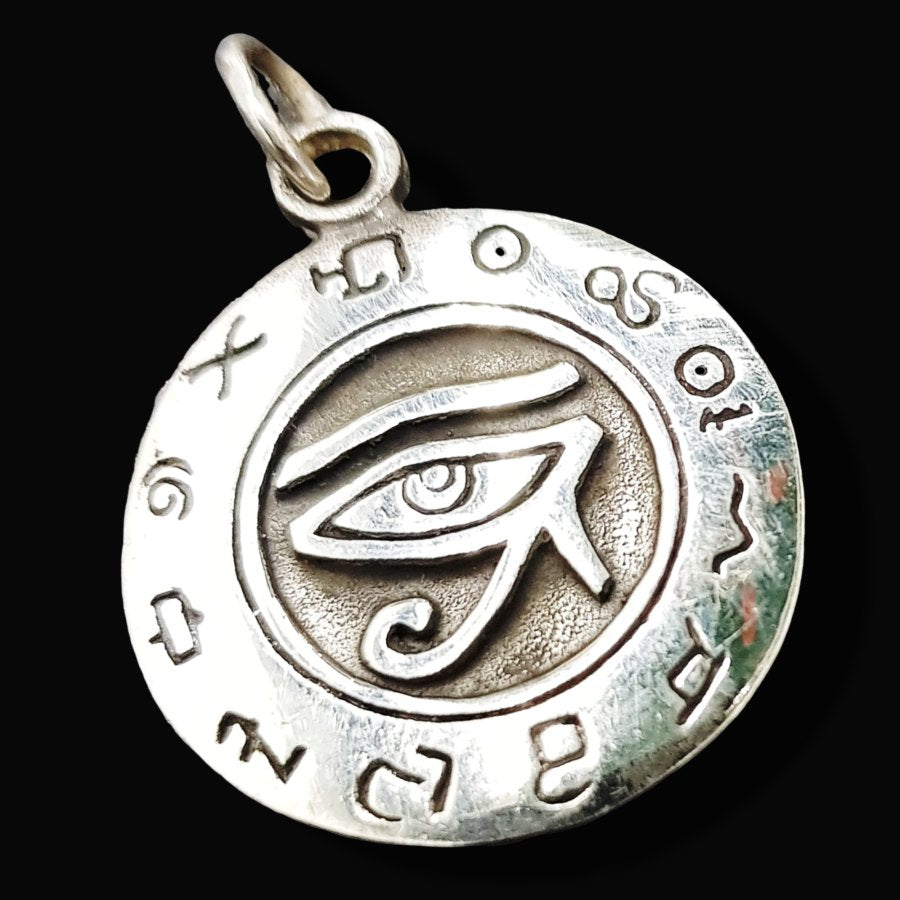 Horus Eye Pendant in Silver 2.5 cm 6 g Art 607 - Bricks Masons