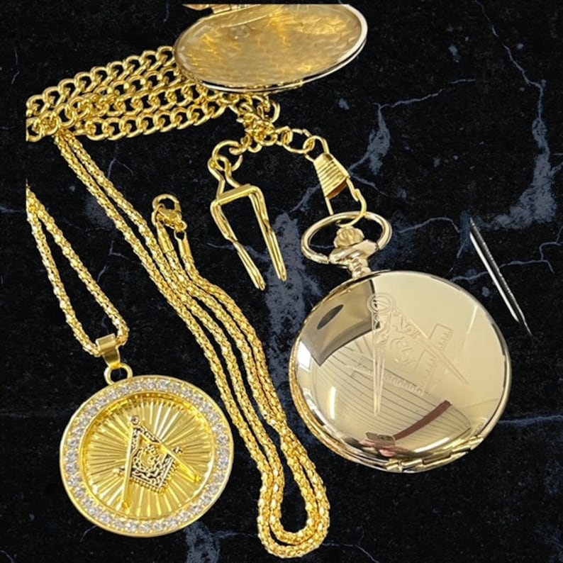 Master Mason Blue Lodge Pocket Watch - Gift Set With A Set Of Necklace 24k Gold Clad Engraved - Bricks Masons
