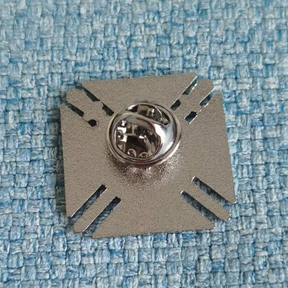 Knights Templar Lapel Pin - 1" IN HOC SIGNO VINCES - Bricks Masons
