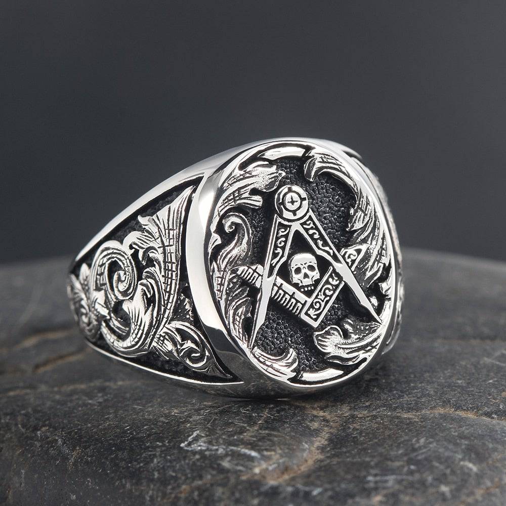 Master Mason Blue Lodge Ring - Signet Skull Square and Compass 925 Sterling Silver - Bricks Masons