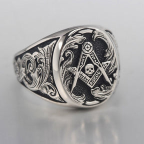 Master Mason Blue Lodge Ring - Signet Skull Square and Compass 925 Sterling Silver - Bricks Masons