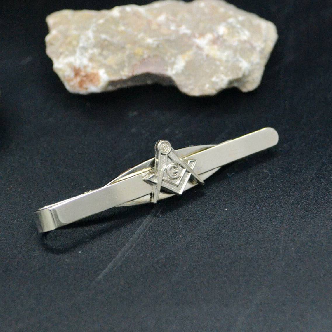 Master Mason Blue Lodge Tie Bar - Classic Square and Compass G (Silver/Gold) - Bricks Masons