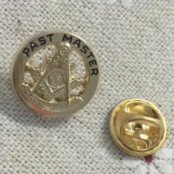 Past Master Blue Lodge Lapel Pin - Golden