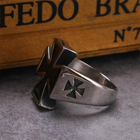 Black Cross Knight Templar Ring - Bricks Masons